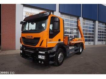 Skip loader truck Iveco Stralis AD190S40: picture 1