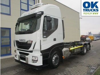 Container transporter/ Swap body truck Iveco Stralis AS260S42Y/FPCM: picture 1