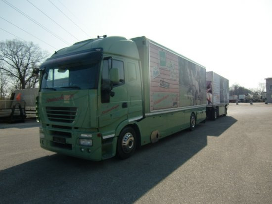 Horse truck Iveco Stralis Spezialkraftwagen Pferdetransport: picture 3