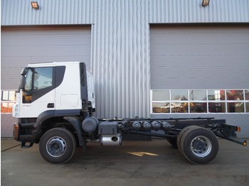 Cab chassis truck Iveco Trakker 380 4x2 Chassis Cab: picture 1