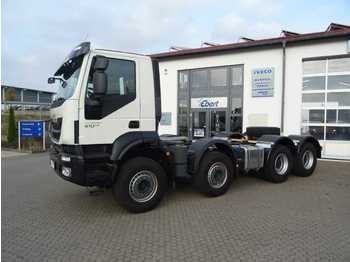 Cab chassis truck Iveco Trakker 410 8x4 Fahrgestell-Betonmischer Euro 6: picture 1