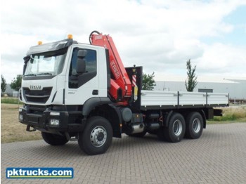 New Dropside/ Flatbed truck Iveco Trakker AD380T38WH 6x6 Fassi Crane cw flatbed: picture 1