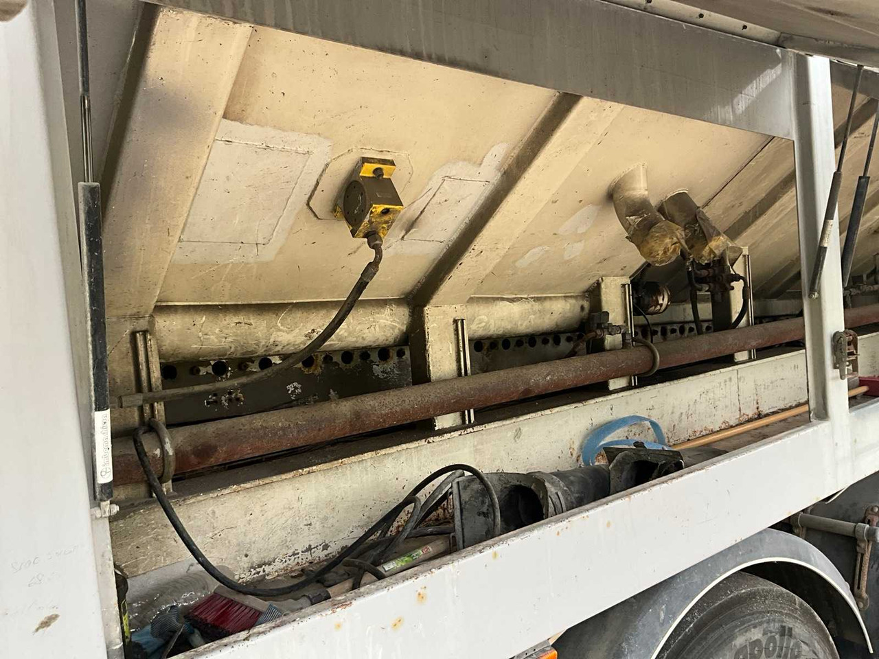 Truck KWB P-393-STI-H3 CHAPEOPLEGGER