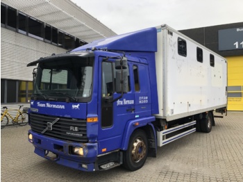 Livestock truck Volvo FL 612