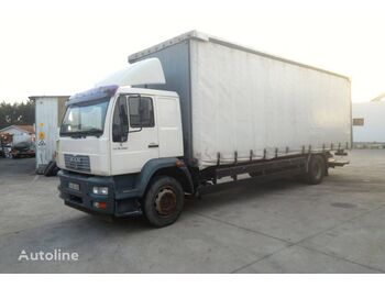 Curtainsider truck MAN: picture 1