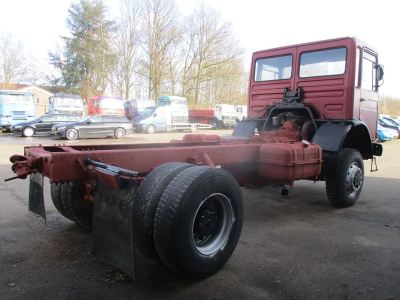 Cab chassis truck MAN 16.220 , 4x4 , Manual Eaton , Spring suspension: picture 3