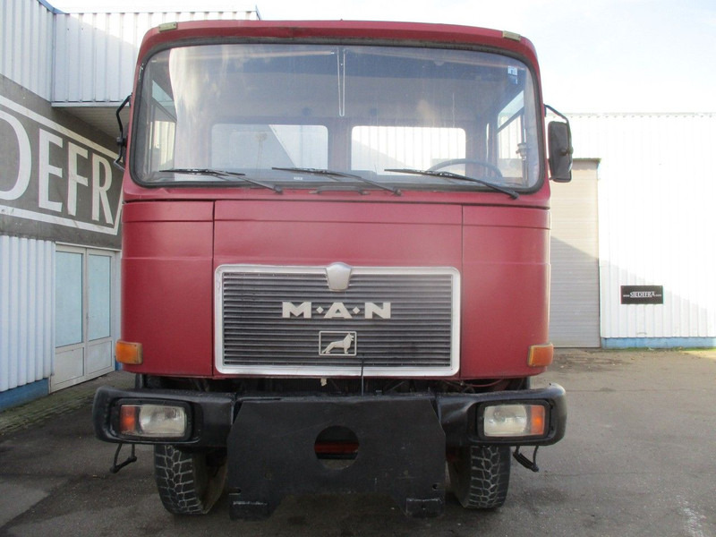 Cab chassis truck MAN 16.220 , 4x4 , Manual Eaton , Spring suspension: picture 6