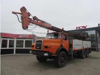 Truck MAN 26-280 6X6 GROUND DRILL INSTALATION: picture 1