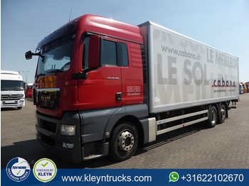 Box truck MAN 26.360 TGX xlx manual airco 6x2: picture 1