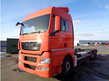 Container transporter/ Swap body truck MAN 26.400 TGX XLX 6X2 MANUAL: picture 1