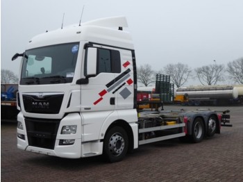 Container transporter/ Swap body truck MAN 26.400 TGX XLX EURO 6 INTARDER: picture 1