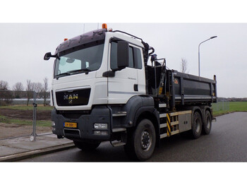 Tipper, Crane truck MAN 26.440 6X6 BB TGS: picture 1
