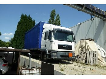 Curtainsider truck MAN 8.220 TGL, 2 x Bett, Gardine, LBW, Motorschaden: picture 1