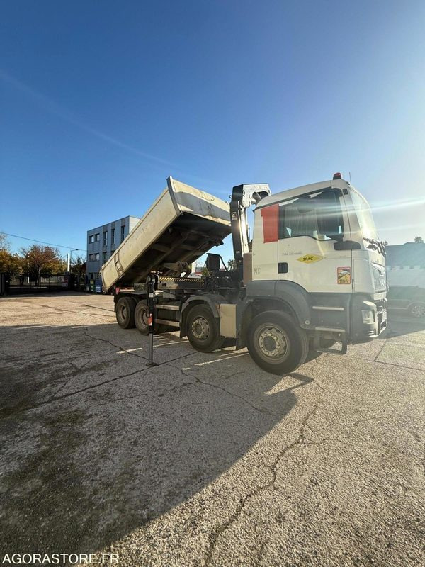 Truck MAN 8x4 - 32-400 BiBenne grue - 11.2014 / 375000 KM
