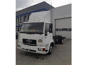 Cab chassis truck MAN L2000 L2000 4x2: picture 1