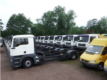 Container transporter/ Swap body truck MAN TGA 18.360 4x2 LL ATL KLIMA Fahrschule 5-Sitzer: picture 1