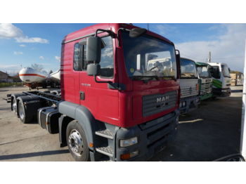 Cab chassis truck MAN TGA 26.310 ADR: picture 1