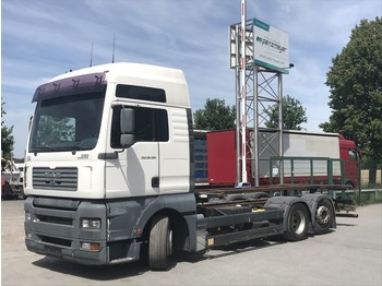 Container transporter/ Swap body truck MAN TGA 26.390 FLL Hubrahmen - alle Abstellhöhen, Lenkachse: picture 1