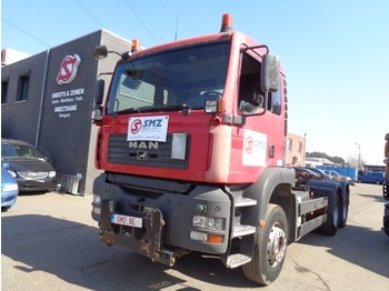Container transporter/ Swap body truck MAN TGA 33.390 6x4 manual: picture 1