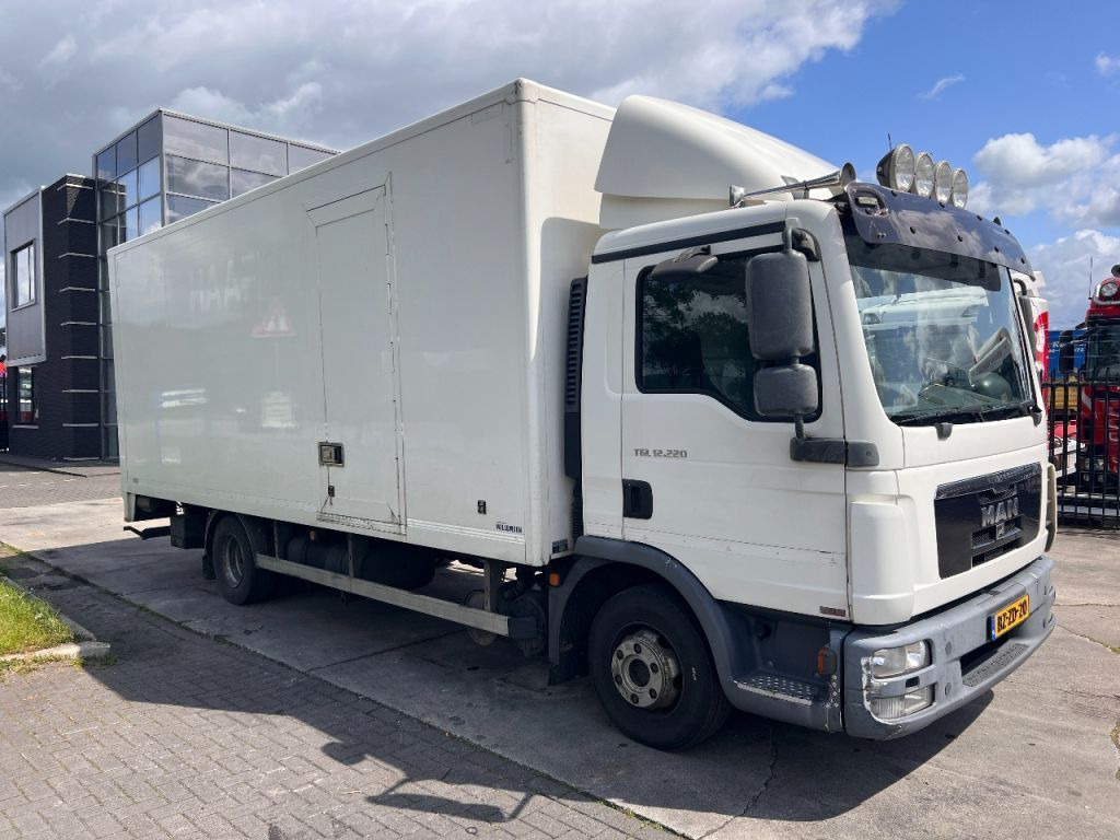 Box truck MAN TGL 12.220 4X2 EURO 5 - 12 TONS + DHOLLANDIA: picture 3