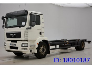 Cab chassis truck MAN TGM18.290: picture 1