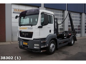 Skip loader truck MAN TGS 18.440 BL Euro 5: picture 1