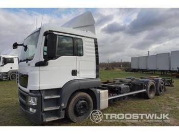 Container transporter/ Swap body truck MAN TGS 24.360 6x2: picture 1
