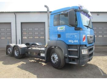 Cab chassis truck MAN TGS 26 320: picture 1