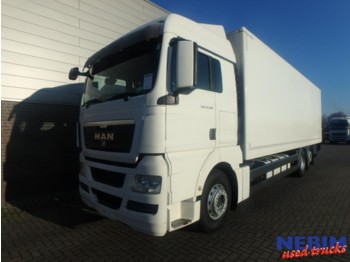 Box truck MAN TGS 26 360 Euro 5 6x2 719.018Km: picture 1