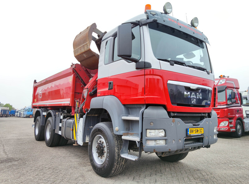 Tipper, Crane truck MAN TGS 26.400 6x6/4 Daycab Euro4 - HMF1643Z2 - Hyva 2-Zijdige Kipper 5.4m. - REBUILT ENGINE - TOP! (V584): picture 4