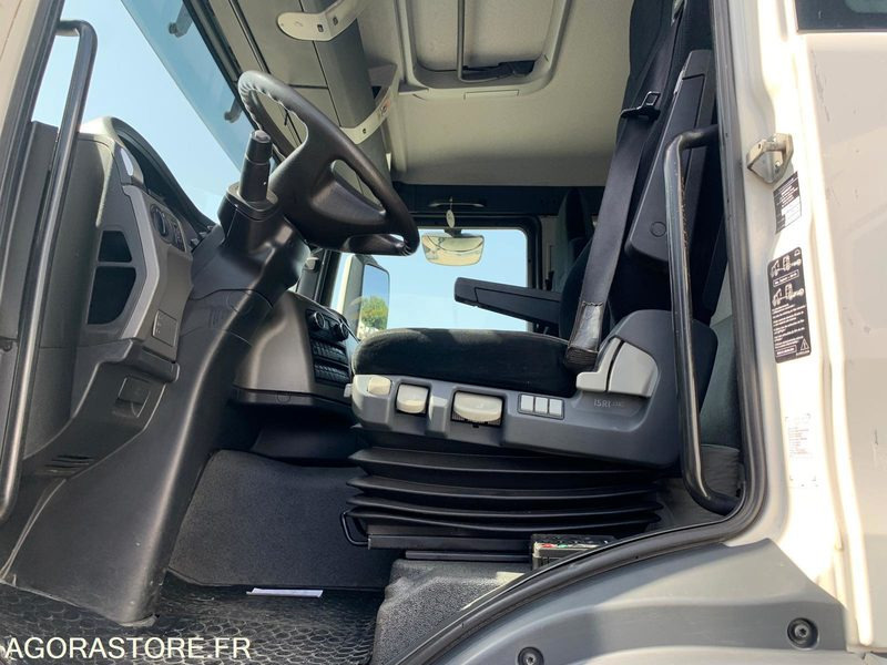 Truck MAN TGS PORTE ENGINS 2015 311546KM