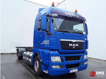 Container transporter/ Swap body truck MAN TGX 18.440