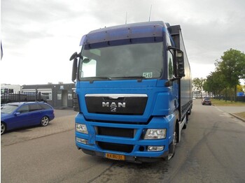 Box truck MAN TGX 24.400 120 m3 - COMBI - EURO 5 - 6X2 - FRIDGE - 2 BEDS: picture 1