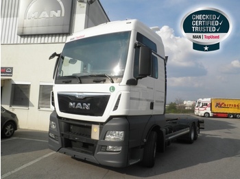 Container transporter/ Swap body truck MAN TGX 24.480 6X2-2 LL-U: picture 1