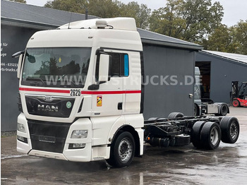 Cab chassis truck MAN TGX 26.400