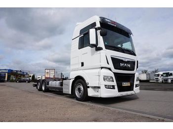 Container transporter/ Swap body truck MAN TGX 26.440: picture 1