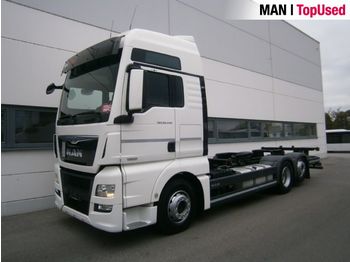 Container transporter/ Swap body truck MAN TGX 26.440 6X2-2 LL, XXL, Euro 6, Intarder, 2Tanks: picture 1
