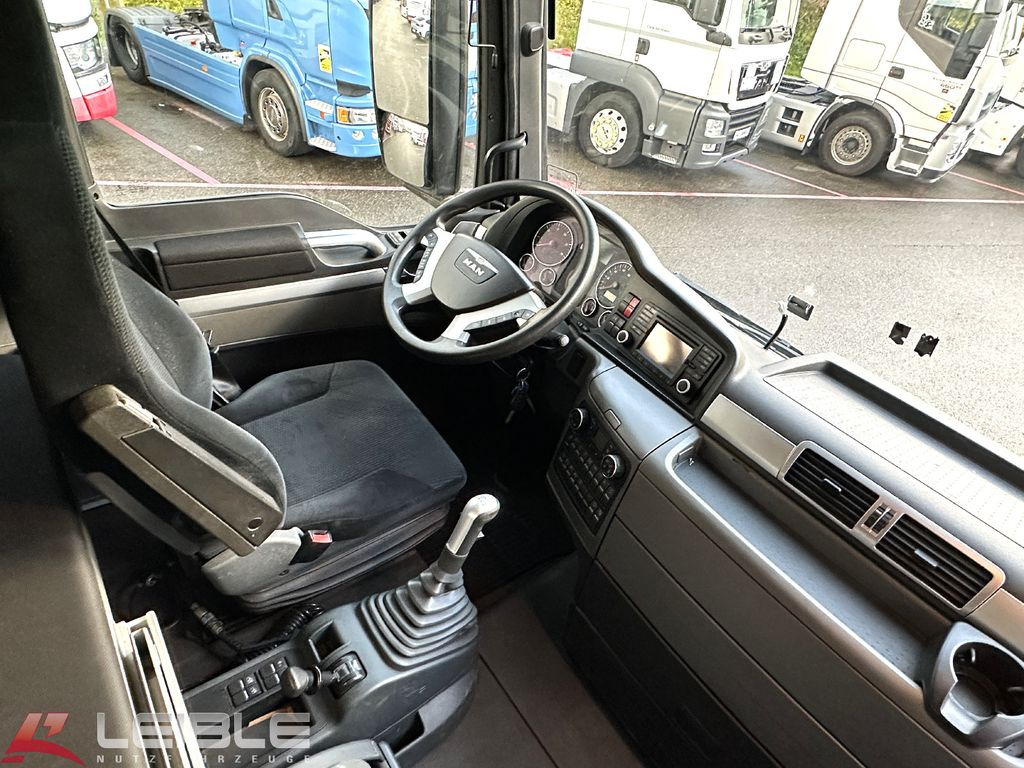 Cab chassis truck MAN TGX 26.440 6x2 BDF / Schaltgetriebe / Intarder: picture 17