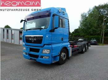 Container transporter/ Swap body truck MAN TGX 26.440 6x2 LL, Intarder, Euro 5, deutsch: picture 1