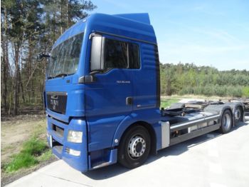 Cab chassis truck MAN TGX 26.440 EEV: picture 1