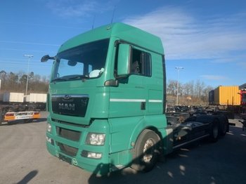 Container transporter/ Swap body truck MAN TGX 26.440 XLX  6x2 Liftachse,  EEV: picture 1