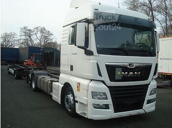 Cab chassis truck MAN - TGX 26.500: picture 1
