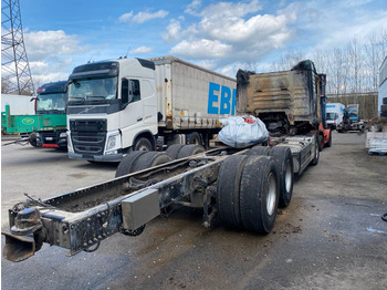 Cab chassis truck MAN TGX 26.580 26.440 6x4: picture 4