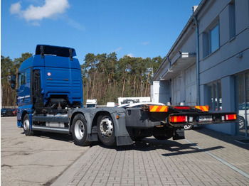 Cab chassis truck MAN TGX 500 6x2: picture 5