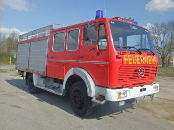 Truck MERCEDES-BENZ 1019 AF Feuerwehrwagen 4x4 TLF 16/25 AHK SFZ: picture 1