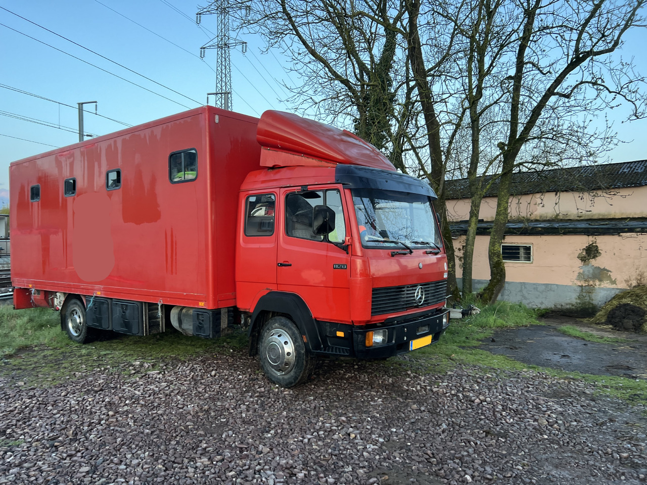 Used and new Horse trucks for transportation of animals in Luxembourg