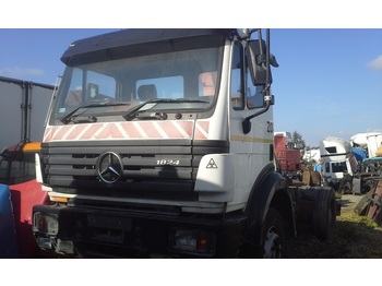 Cab chassis truck MERCEDES BENZ 1824 SK: picture 1