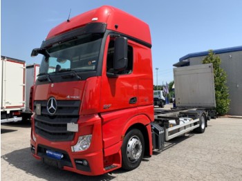 Container transporter/ Swap body truck MERCEDES BENZ 18.42L Actros E6 (BDF): picture 1