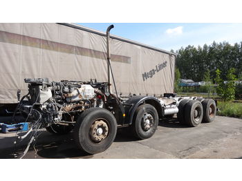 Cab chassis truck MERCEDES-BENZ 3234 K/52: picture 1