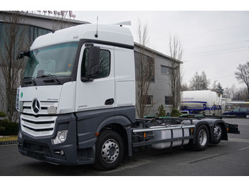 Cab chassis truck MERCEDES-BENZ Actros 2543